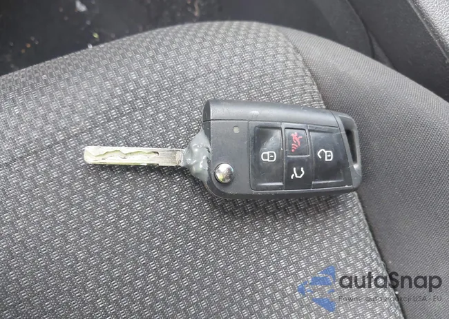 3VWCB7BU4LM016992: 42506638