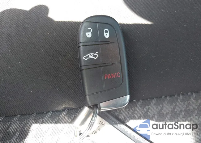 2C3CDZAG8PH542636: 42506743