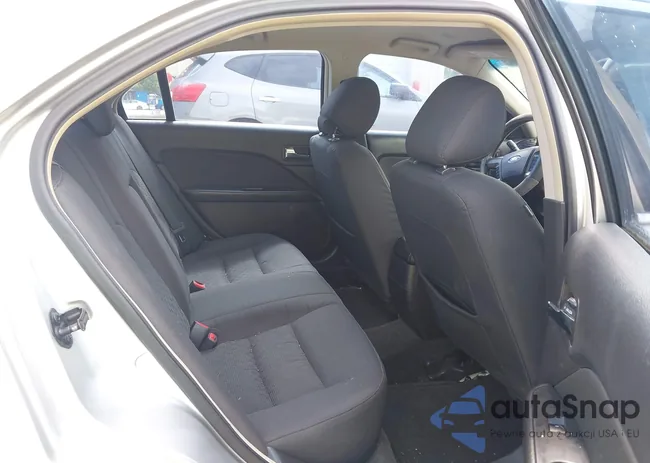 3FAHP0HA7CR341529: 42506802