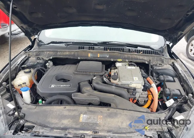 3FA6P0LU8JR119555: 42506845