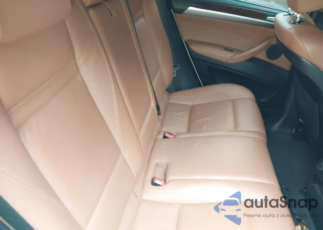 5UXFG2C50BLX08516: 42507112