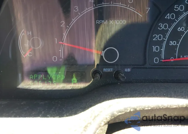 1LNHM86S04Y666602: 42506323