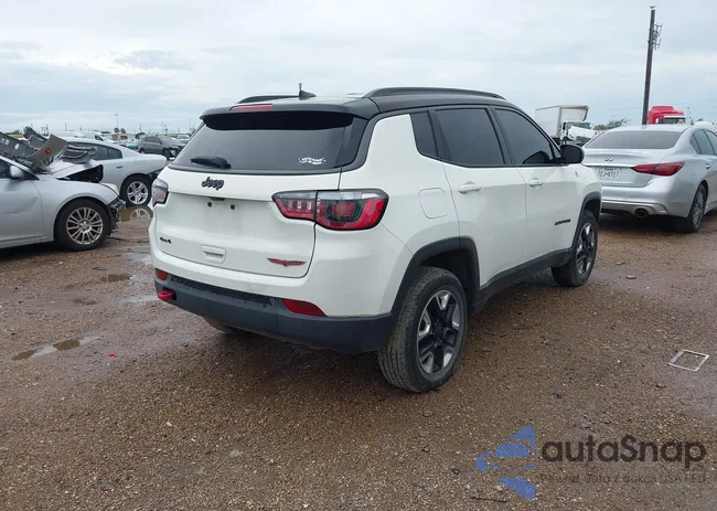 3C4NJDDB5JT417690: 42506345