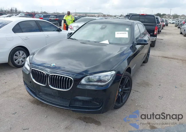 WBAYE8C55DD133178: 41509860