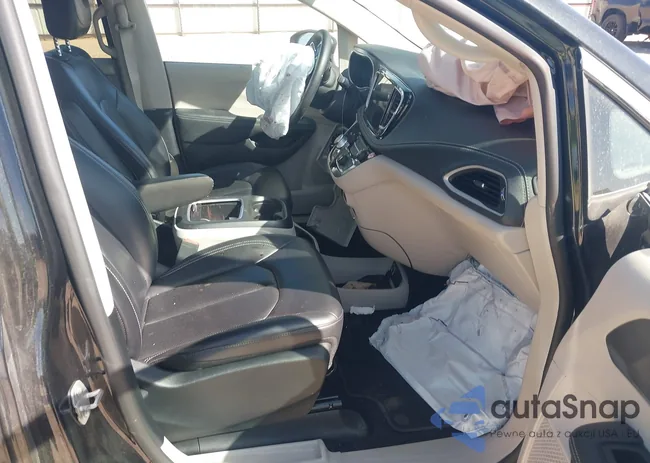 2C4RC1L75PR611901: 41510935