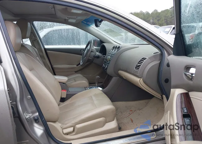 1N4AL2AP0CC125771: 41511740