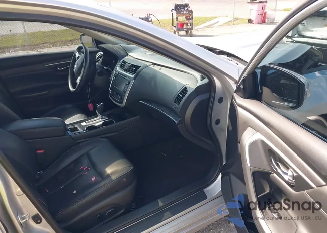 1N4AL3AP3GC109477: 41512271