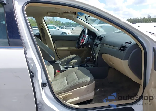 3FAHP0HA9CR401522: 41512842