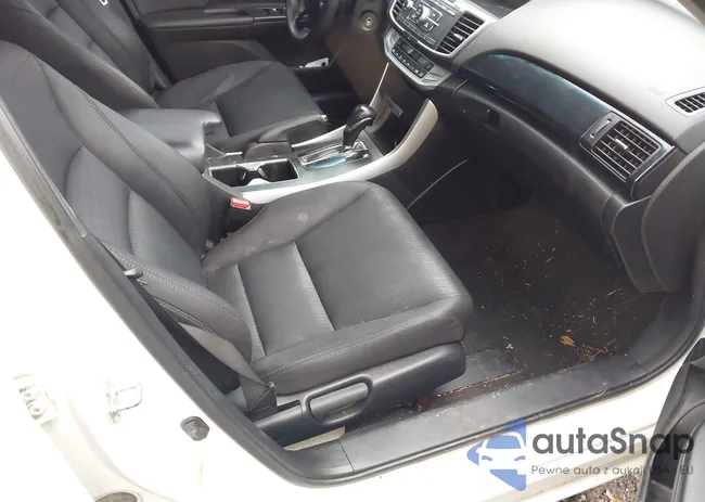 1HGCR2F52DA105058: 41512373