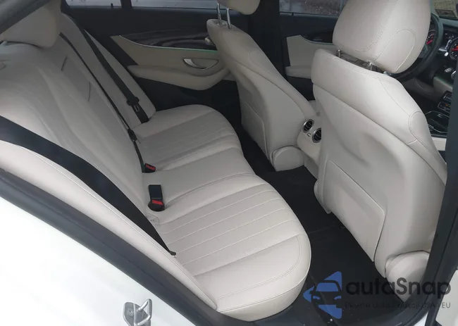 WDDZF4JB9HA107962: 41515093