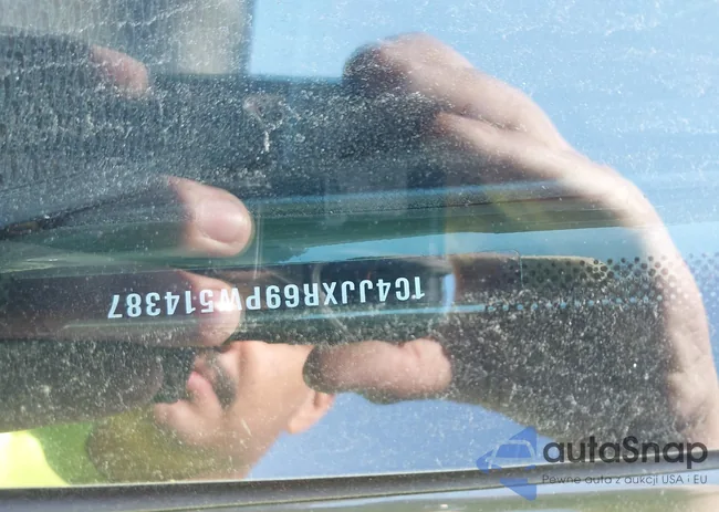 1C4JJXSJ5NW208332: 41517128