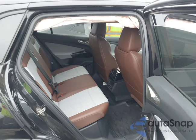 1V2CMPE83PC027208: 41518059