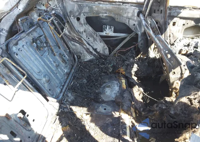 JM1DE1KY7D0166470: 41519712