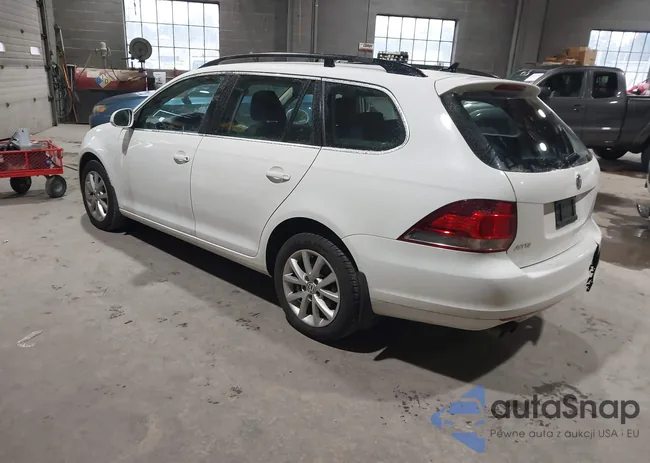 3VWPP7AJ3CM608944: 41520829