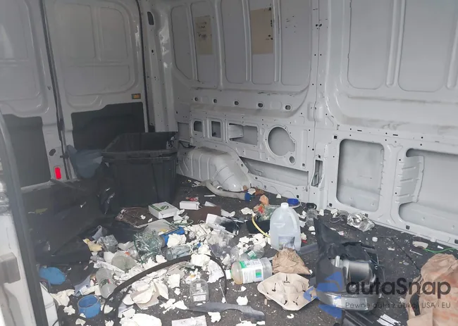 1FTYR2CV9GKA48512: 41521874