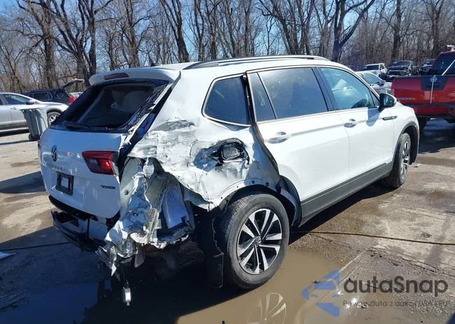 3VV0B7AX5NM042667: 41523101