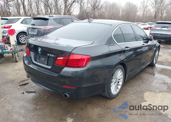 WBAFR7C55DC823430: 41524482