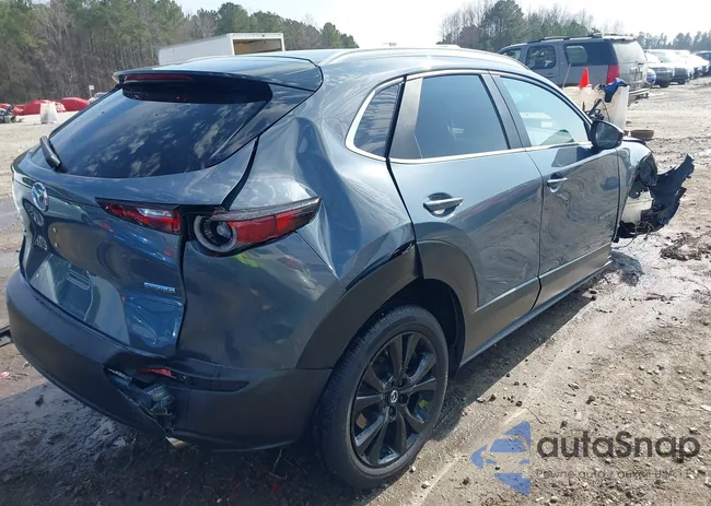 3MVDMBCM8PM576070: 41525395