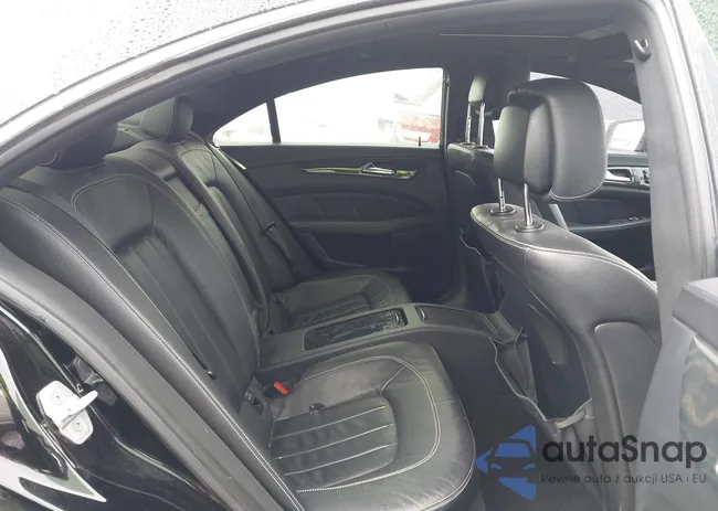 WDDLJ7DB9DA085456: 41528799