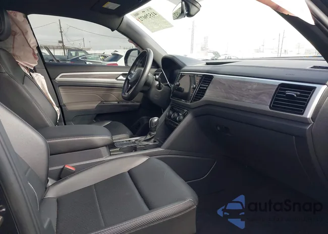 1V2WE2CA3NC203707: 41529072