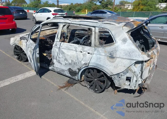 3VV3B7AX1LM066863: 41529273