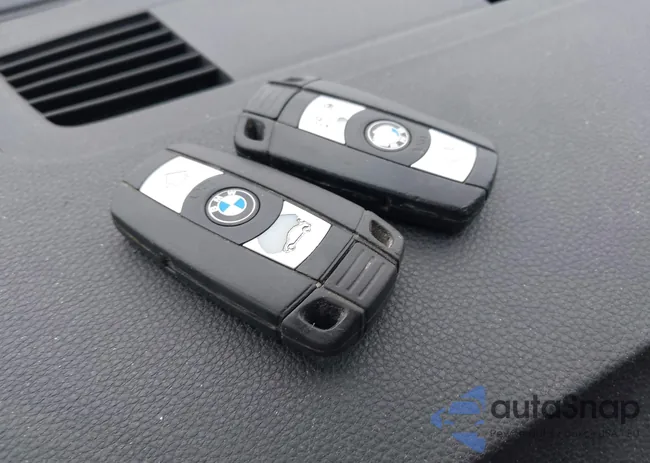 WBAVS13587FX15951: 41530164