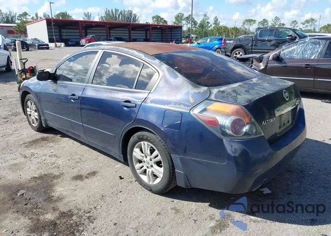 1N4AL2AP9AN534305: 41533444