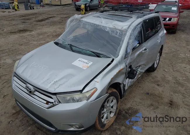 5TDZK3EH4DS113437: 41534301