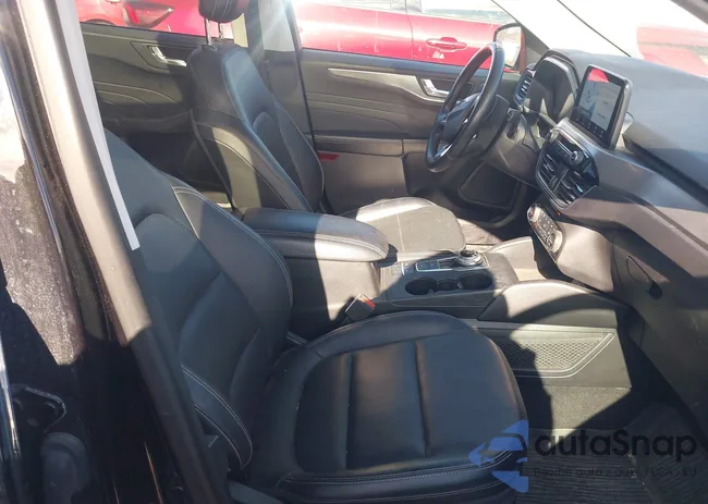 1FMCU9J90MUB23259: 41535706