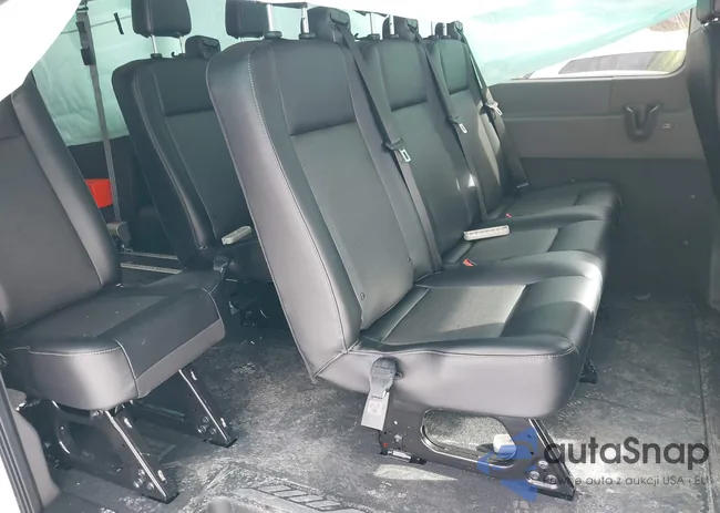 1FBAX2C85RKB46137: 41535996