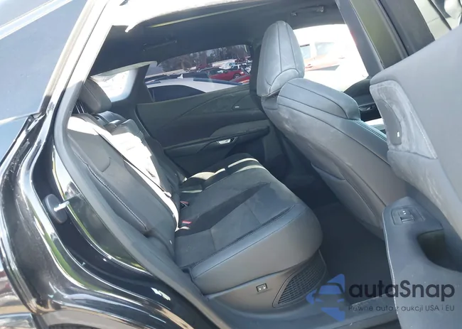 2T2BCMEA9RC013949: 41538899