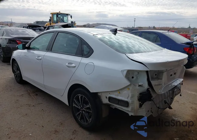 3KPF24AD0PE600547: 41539437