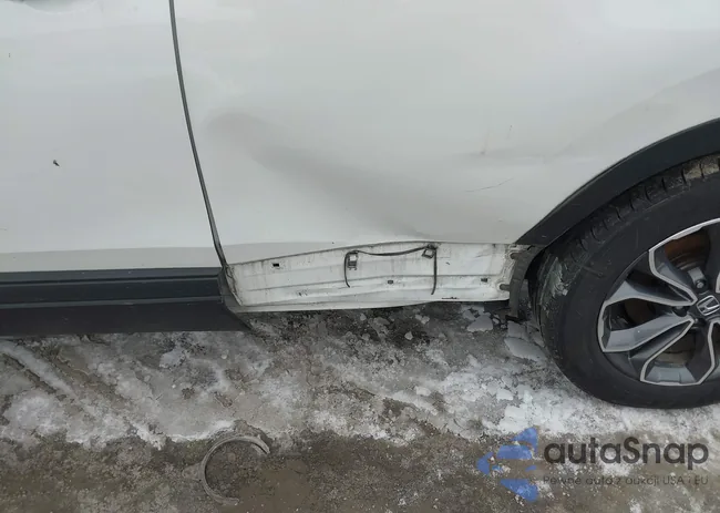 5J6RW2H51ML025215: 41541772