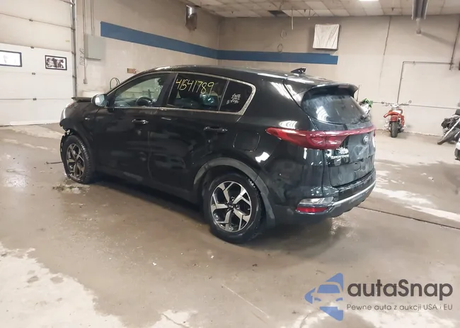 KNDPMCAC7N7999941: 41541789