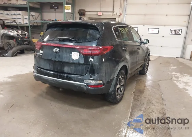 KNDPMCAC7N7999941: 41541789