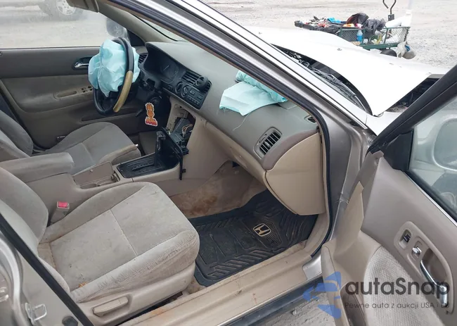 1HGCD5607VA051584: 41542918