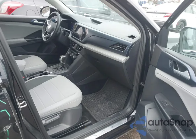 3VVEX7B21RM077979: 41544235