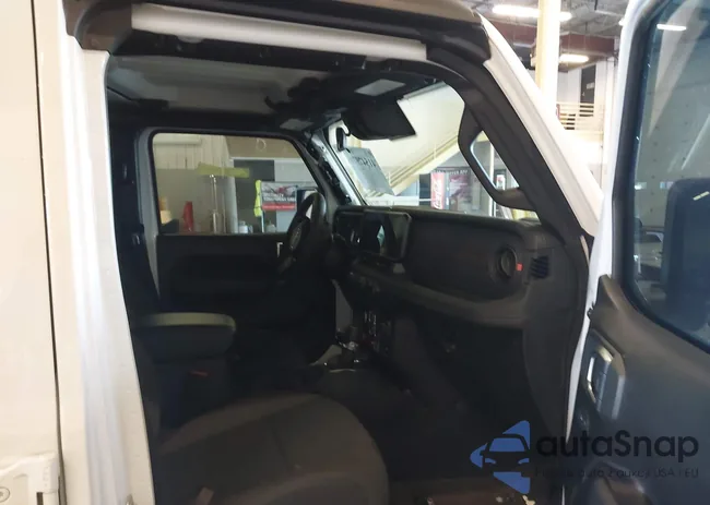 1C6JJTBG0RL107582: 41547970