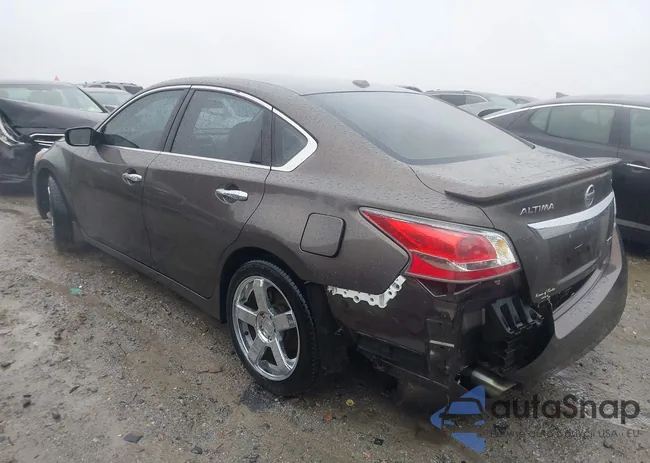 1N4AL3AP9FC495837: 41550427