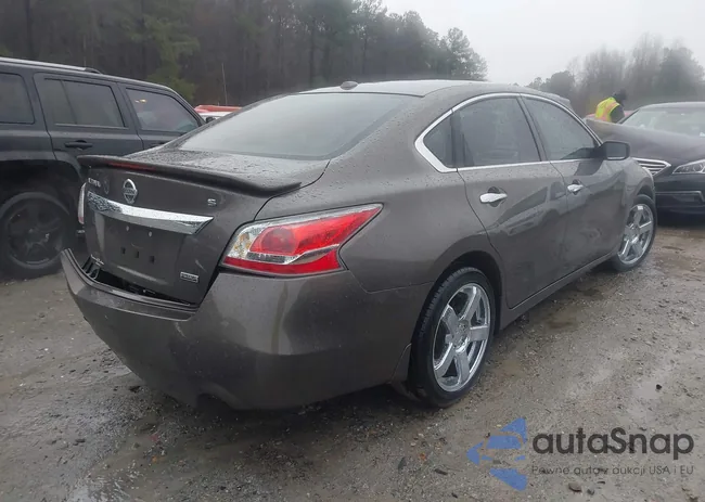 1N4AL3AP9FC495837: 41550427