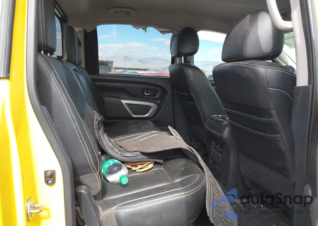 1N6BA1F44GN511601: 41552036