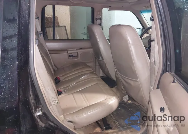 1FMZU64P1YUB62533: 41551662