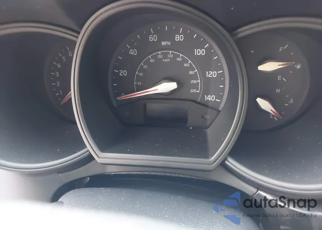 KNADM4A31G6557767: 41553979