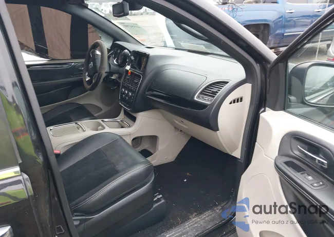 2C4RDGCG4JR327151: 41554700