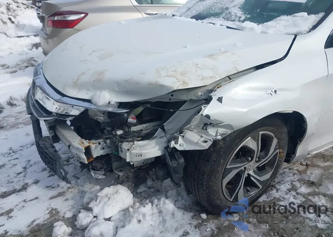 1HGCR2F30HA116855: 41555692