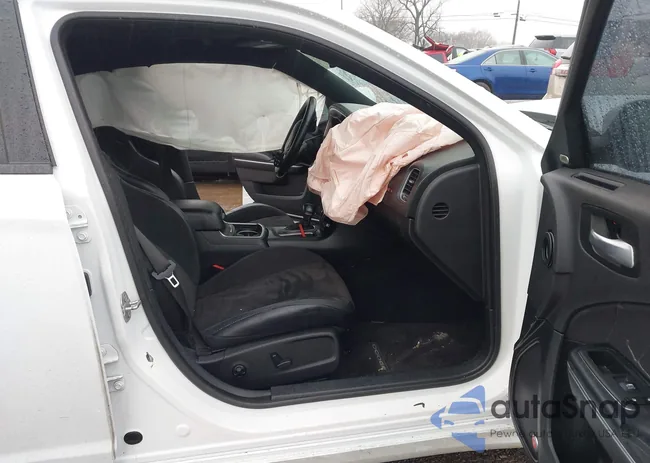 2C3CDXGJ4MH527764: 41555871