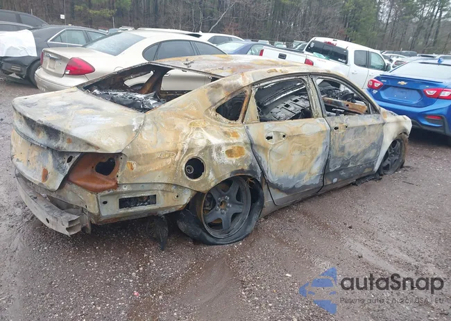 1G11Y5SL4EU100015: 41556286