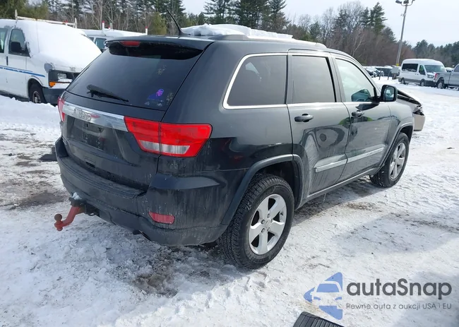 1C4RJFAG2CC352681: 41557605