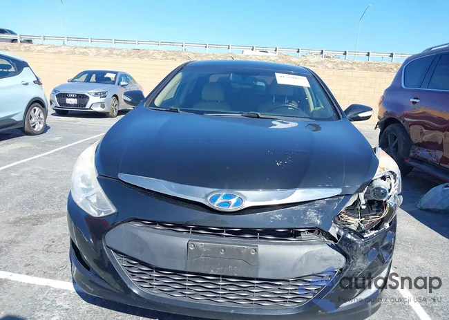 KMHEC4A46DA101447: 41560057