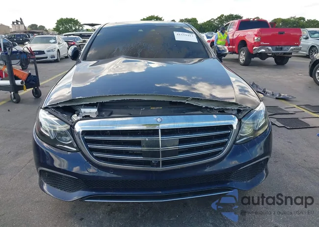 WDDZF4JB9HA087986: 41559413